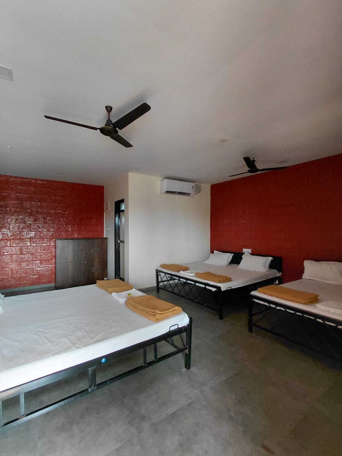 WhatsApp Image 2025 12 12 at 1.31.29 PM 2